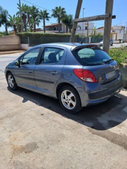 
										PEUGEOT 207 full									