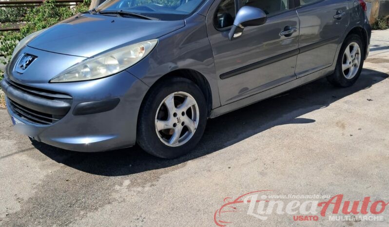 
								PEUGEOT 207 full									