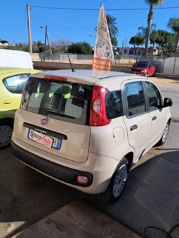 
										FIAT PANDA 1.3 MTJ 80 CV S&S LOUNGE full									